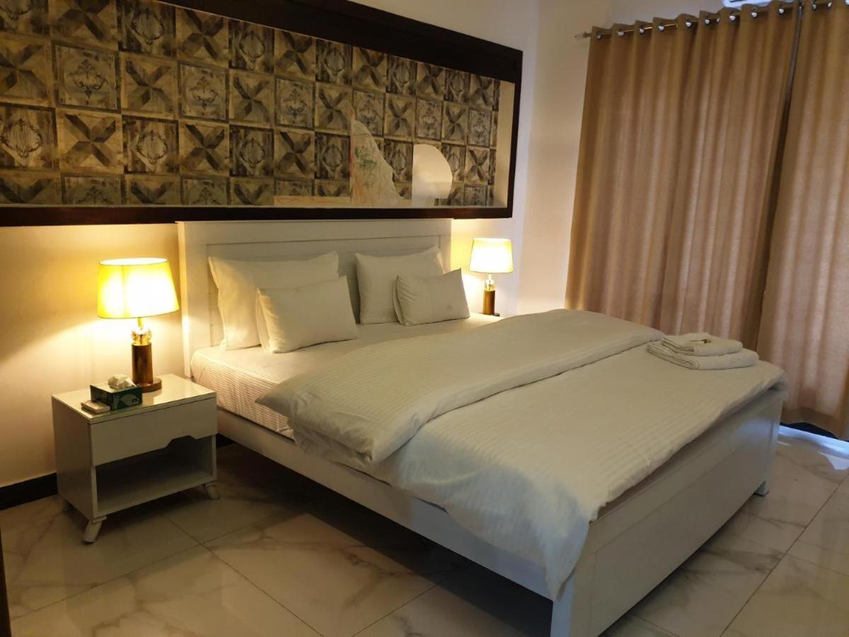 B&B Mumtaz City Islamabad Eksteriør billede