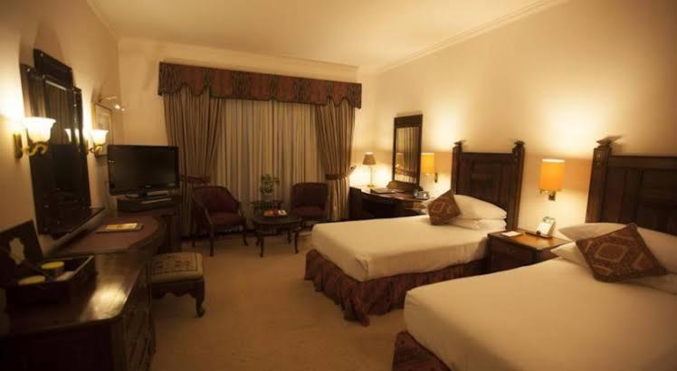 B&B Mumtaz City Islamabad Eksteriør billede